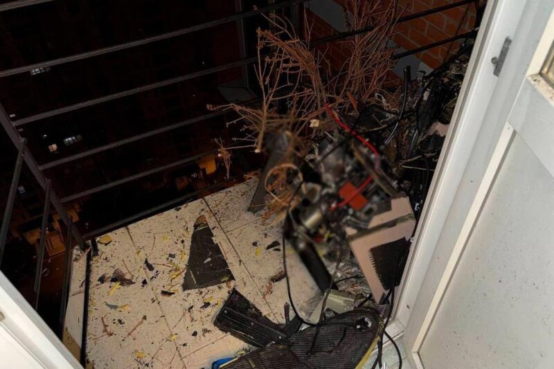 Два нерозірвані дрони дістали із квартир у Києві