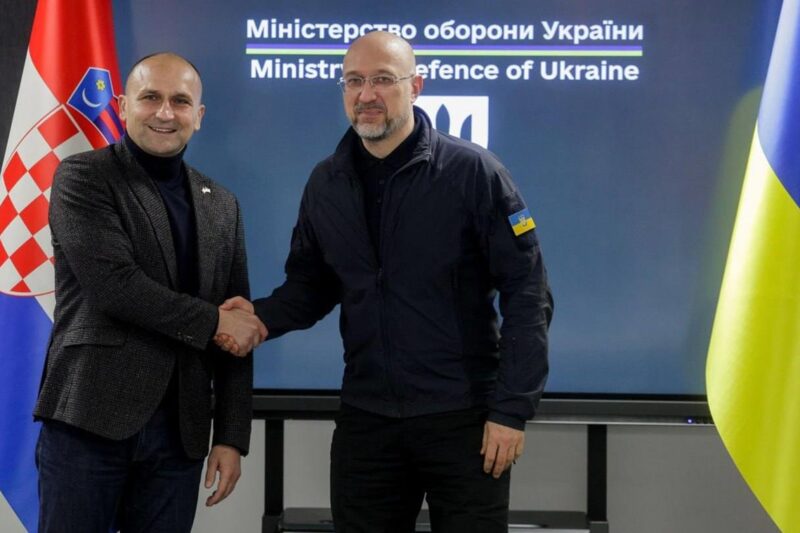 Хорватія надасть два пакети зброї – Міноборони