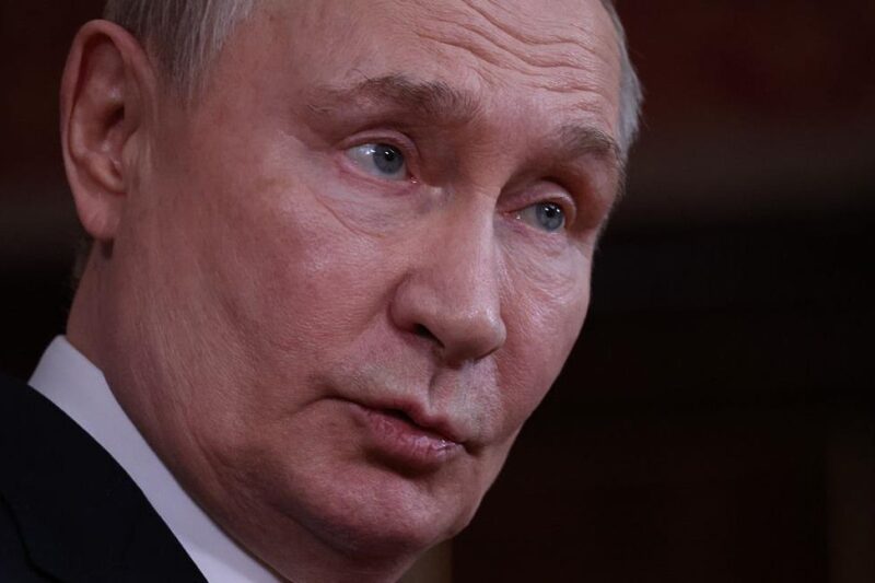 Кремлю стає важче “купити” людей в армію, Путін має два варіанти – ISW