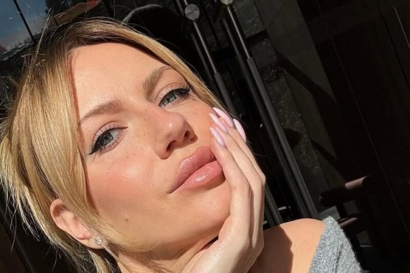 Леся Нікітюк показала зворушливі фото з сином