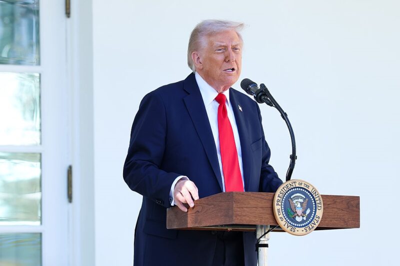 Людина Путіна в США. Трамп змінює ставлення до РФ
