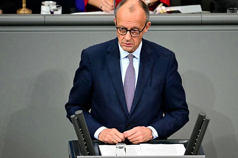 Мерц анонсував план протидії гібридним атакам РФ