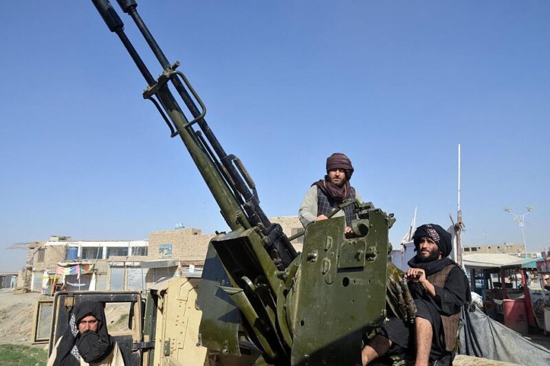 Між Афганістаном та Пакистаном спалахнули нові бої