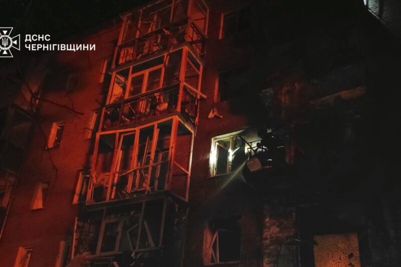 Новини України - Нічний обстріл Ніжина: у ДСНС показали наслідки