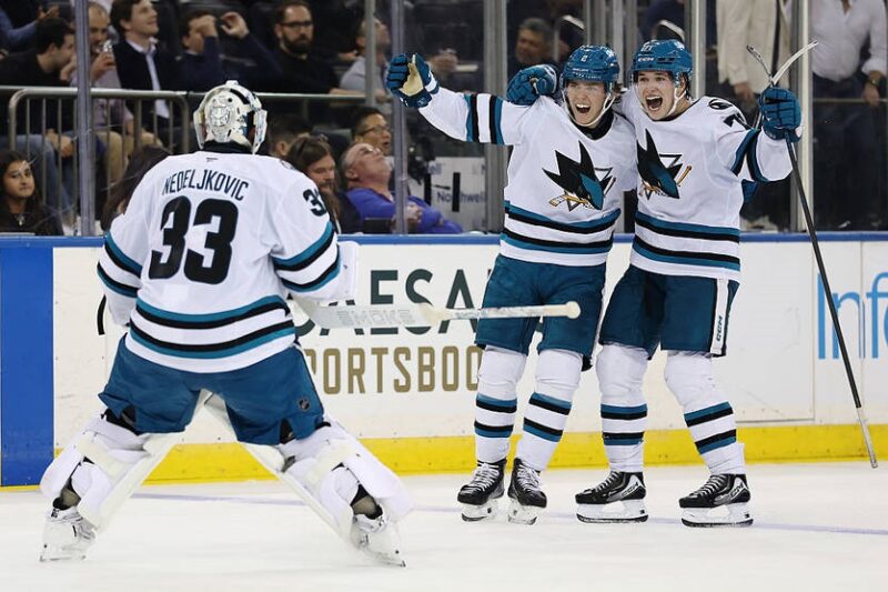 НХЛ: успіх Айлендерс і невдачі фаворитів