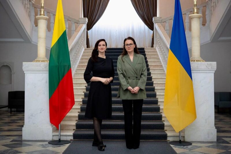 Нова прем’єрка Литви прибула з першим візитом до Києва