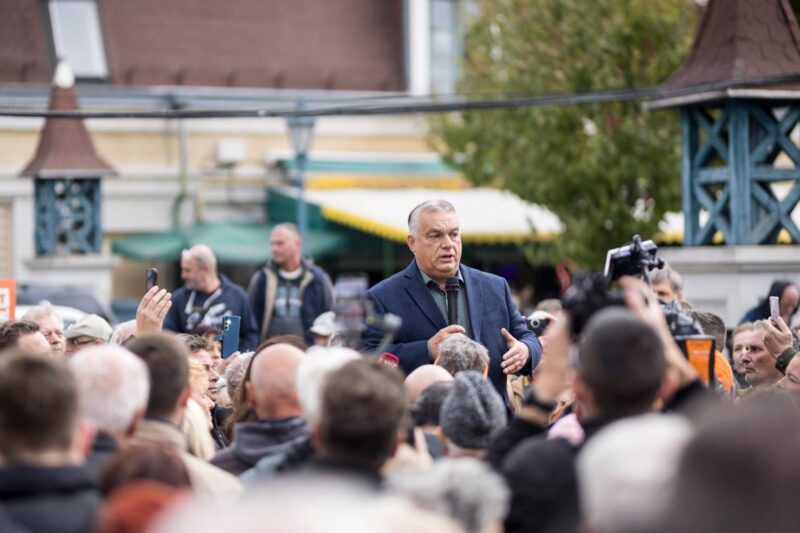 Орбан почав збір підписів проти “військового плану” ЄС