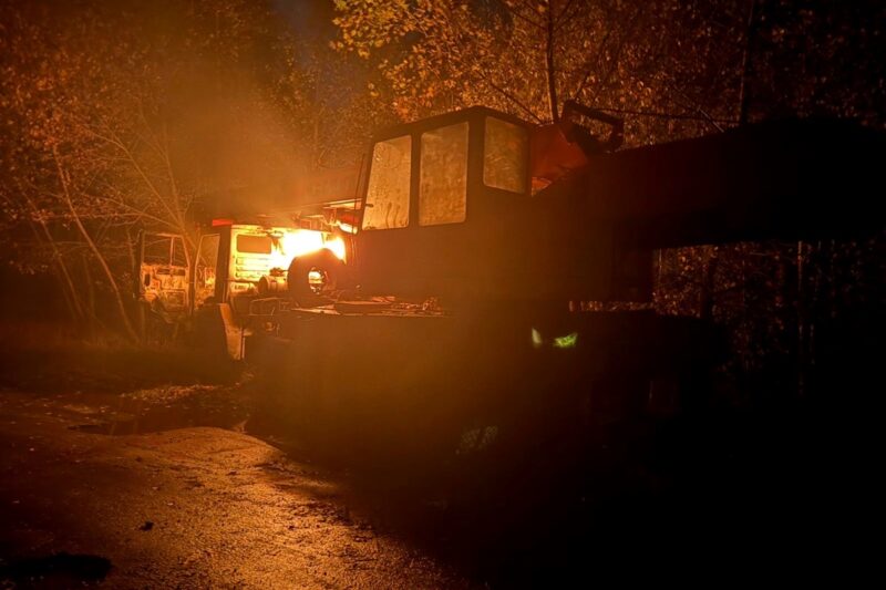 РФ атакувала автівки Чернігівобленерго: є загиблий і поранені