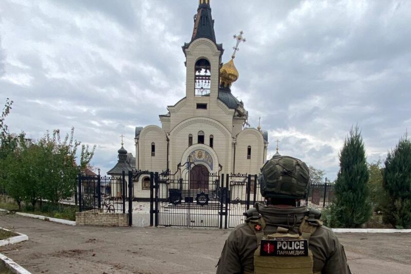 Росіяни скинули бомбу на храм УПЦ в Костянтинівці: є загиблі