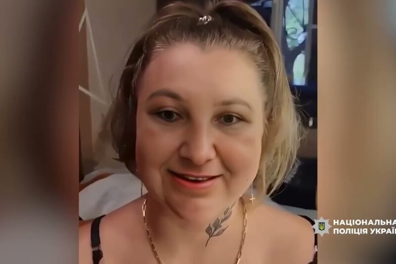 Слідчі поліції викрили шахраїв, яка за допомогою штучного інтелекту оформлювала кредити на українців