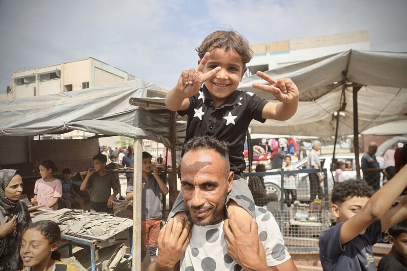 Тисячі мешканців Гази повертаються додому – ЗМІ