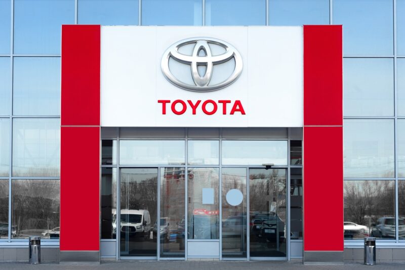 Toyota спростувала заяву Трампа про $10 млрд інвестицій у США