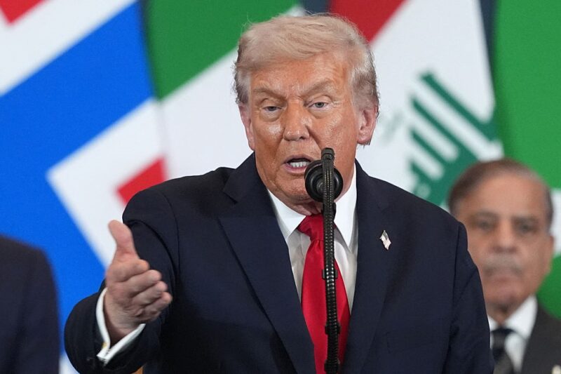 Трамп назвав своє фото на обкладинці Time “найгіршим в історії”