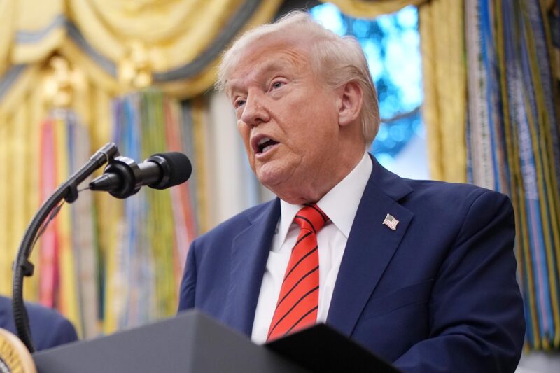 Трамп помилково опублікував заклик переслідувати його опонентів – ЗМІ