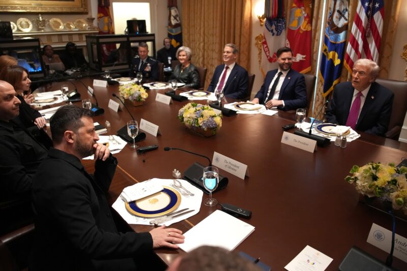 Трамп скаржився Зеленському, що не отримав Нобелівську премію – ЗМІ