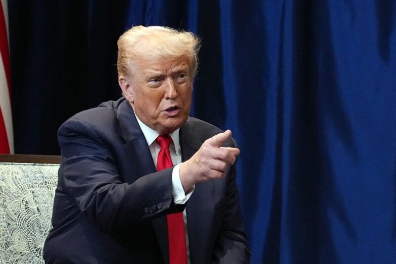 Трамп відреагував на заяви Путіна про Буревісник
