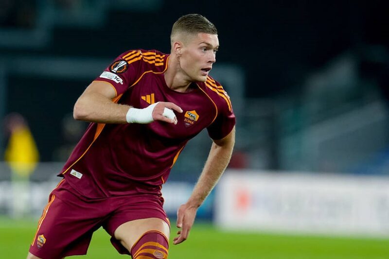 Турецький Фенербахче висловлюється за придбання українця Артема Довбика