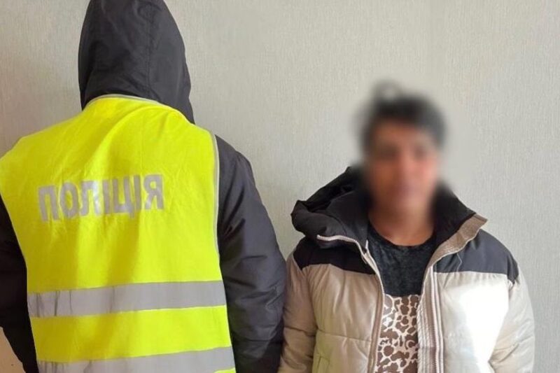 У Києві “ворожка” виманила у дівчини 120 тисяч за зняття “порчі”