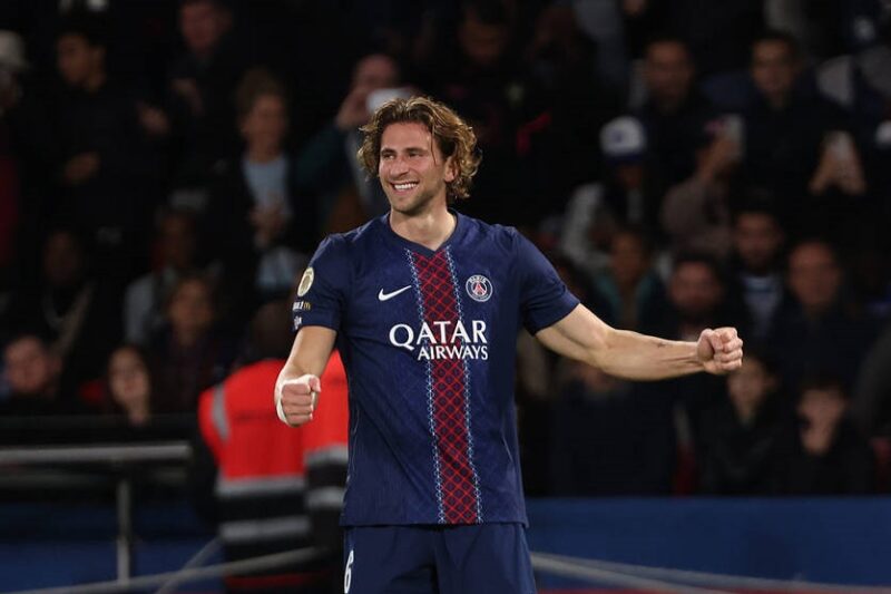 У матчі Ліги чемпіонів ПСЖ – Барселона на полі заграний Забарний