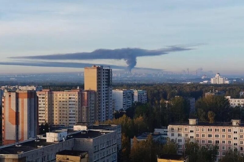 У російському Ярославлі спалахнула пожежа на НПЗ