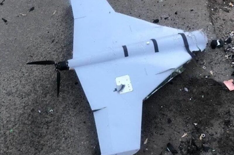 У центрі Чернігова впав бойовий дрон, зник зв’язок