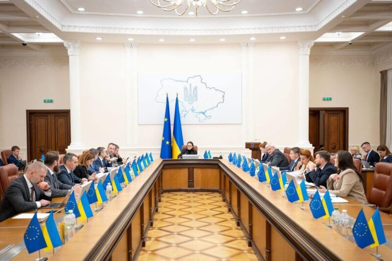 Уряд схвалив відправку військових до центру НАТО-Україна в Польщі