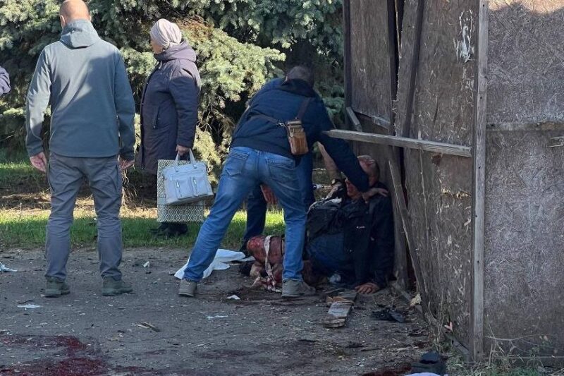 В Луганську від вибуху замінованої музичної колонки постраждали двоє людей