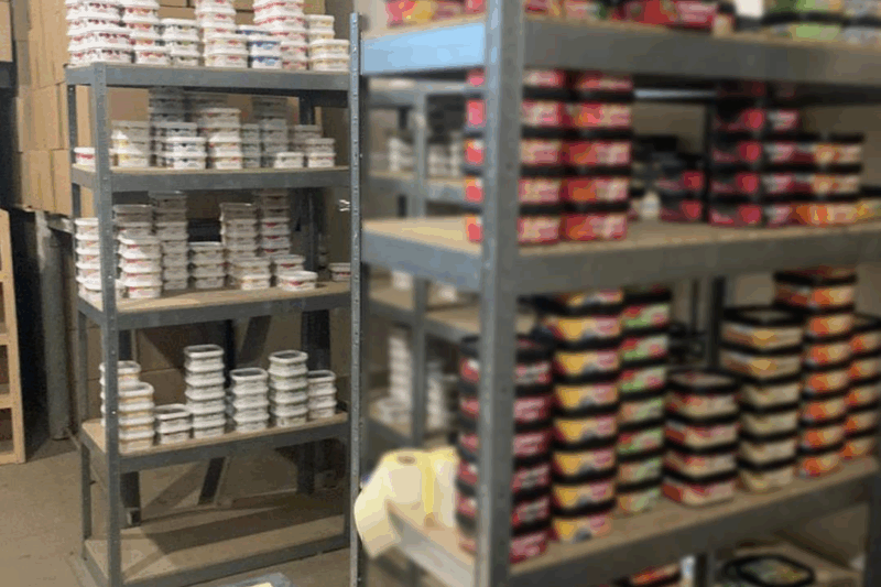 В Одесі підпільно виготовляли тютюнову продукцію