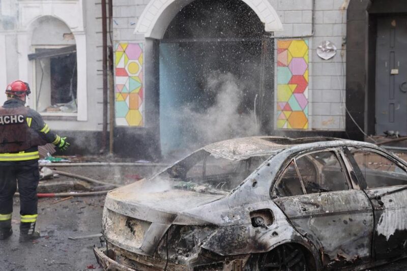 З’явилося відео удару Росії по дитсадку в Харкові