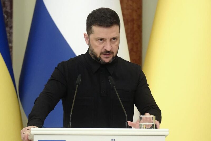 Зеленський зробив заяву щодо ударів РФ по енергооб’єктах