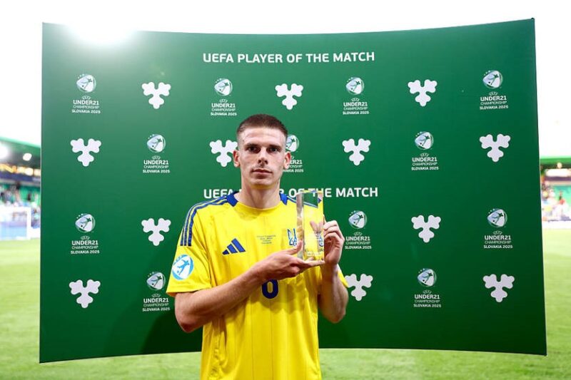 Зміна планів: Ребров оновив склад збірної України