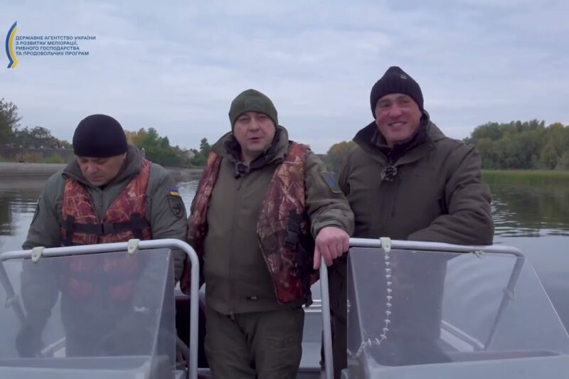 Черкаські рибоохоронці перевірили дотримання правил рибальства на Кременчуцькому водосховищі