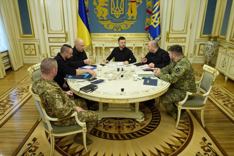 Спілкування Володимира Зеленського та членів Ставки Верховного Головнокомандувача з журналістами