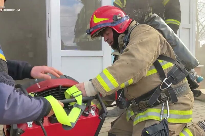 Івано-Франківськ: вибух у офісному приміщенні — двоє травмованих