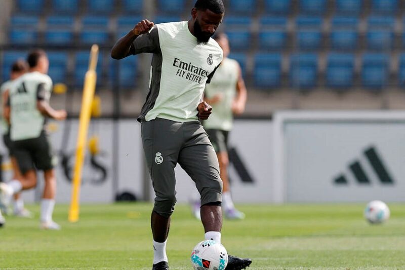 Челсі проявляє інтерес до ключового захисника Реала