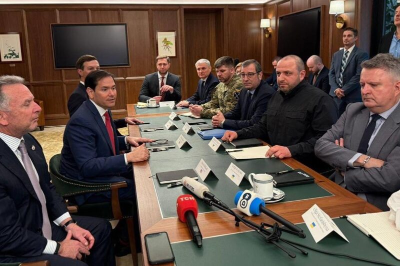 Делегації України і США розпочали переговори