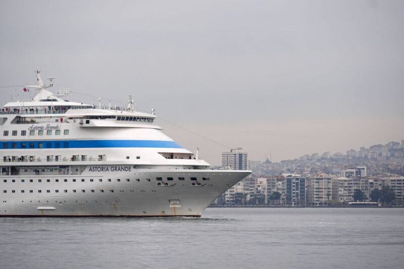 Ердоган не пустив російський лайнер до Стамбула