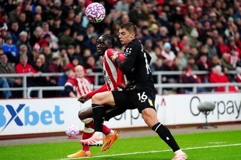 Евертон з Миколенком не зміг втримати переможний рахунок у матчі