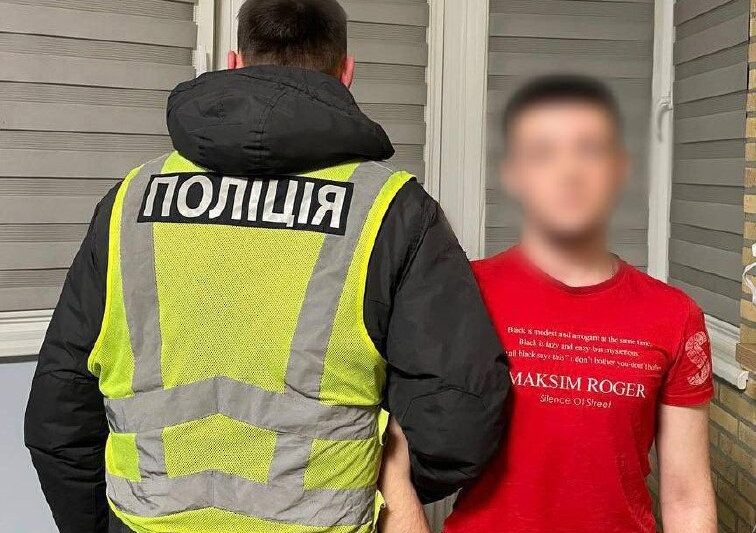 Київський “блогер у погонах” отримає штраф за російські пісні