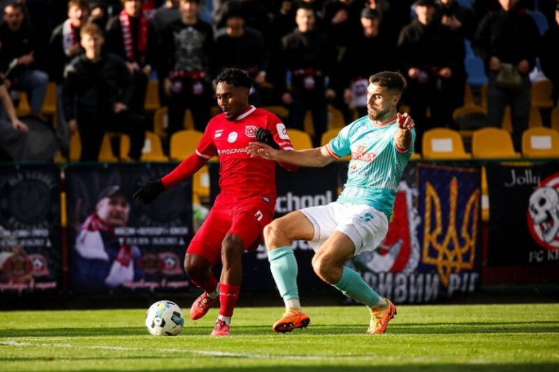Кривбас змушений був завершити гру з Полтавою з нічийним результатом