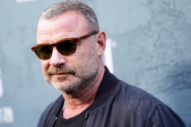 Лієва Шрайбера госпіталізували в Нью-Йорку