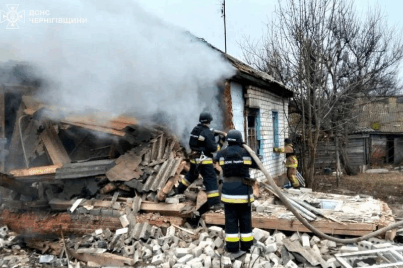 На Чернігівщині через атаку БПЛА загорівся магазин, загинула продавчиня