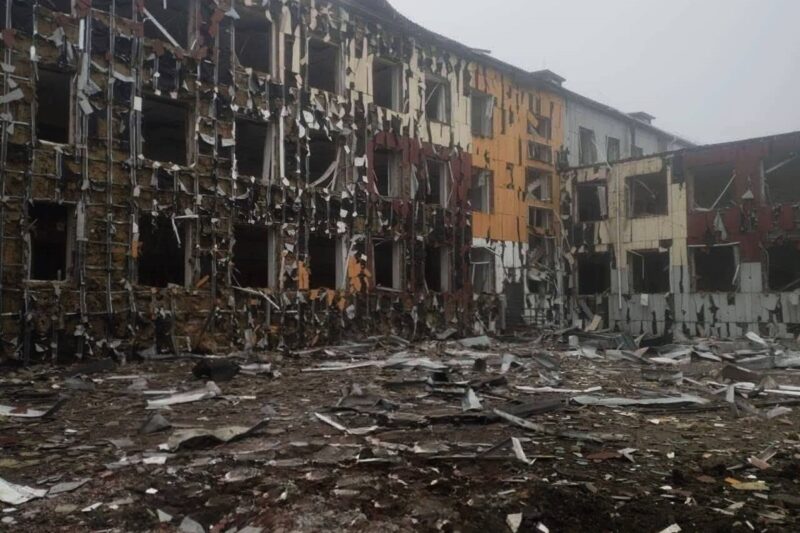 На Дніпропетровщині російська авіабомба зруйнувала школу