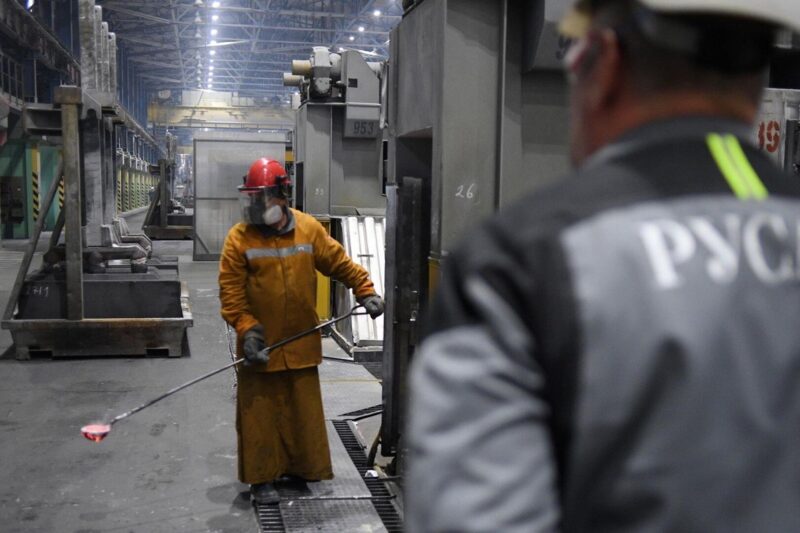 Найбільший кремнієвий завод РФ припинить виробництво