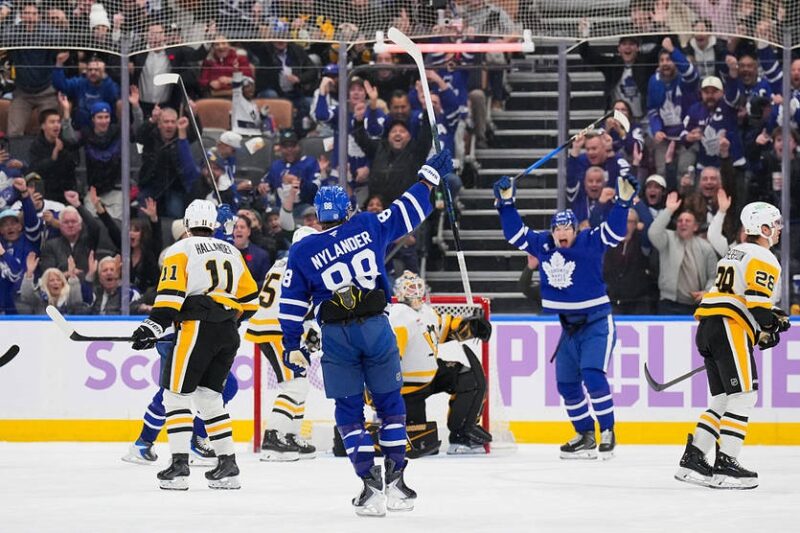 Новини спорту - НХЛ: Торонто у важкій боротьбі переміг Піттсбург