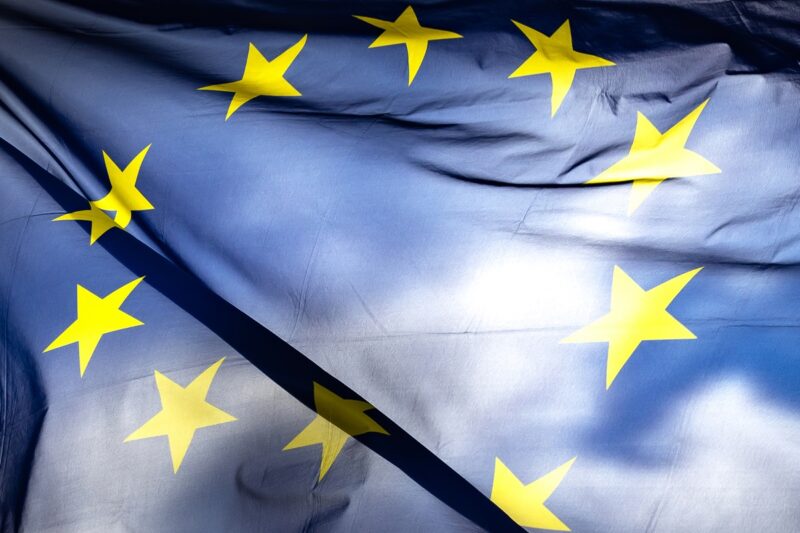 Посли ЄС погодили новий механізм призупинення безвізу