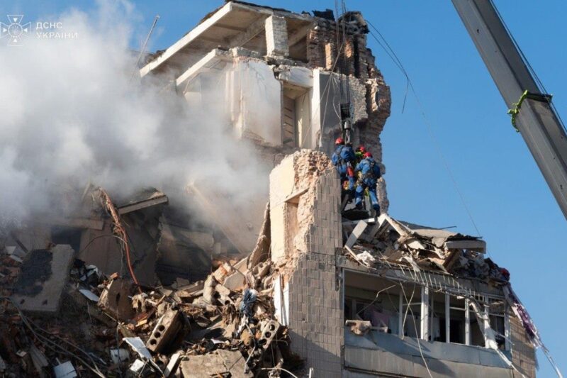 Новини України - "Приліт" ракети РФ в Тернополі потрапив на відео