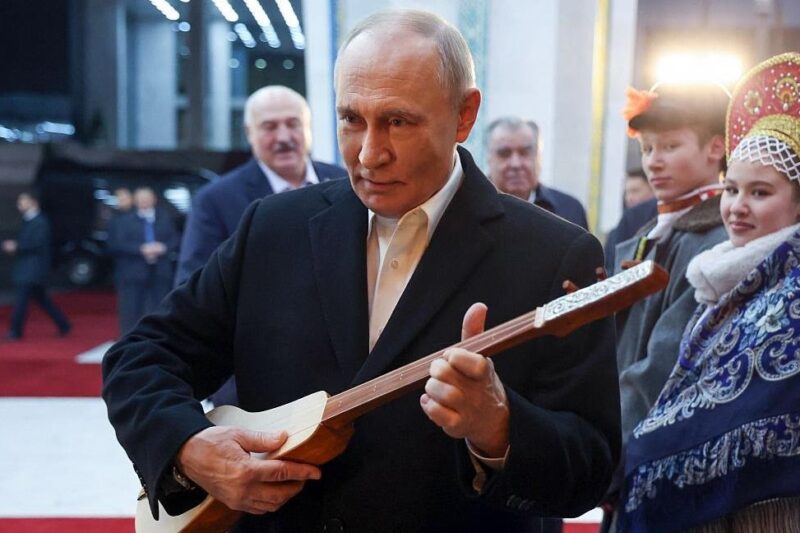 Путін зробив заяву про переговори з США