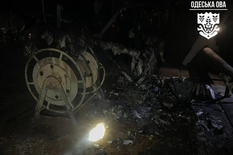 Новини України - Росіяни атакували портову інфраструктуру Одещини: виникла пожежа на судні