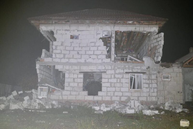Росіяни атакували житловий сектор у Запоріжжі